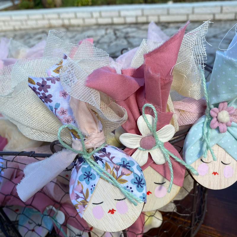 Χειροποίητη μπομπονιέρα με μαγνητακι